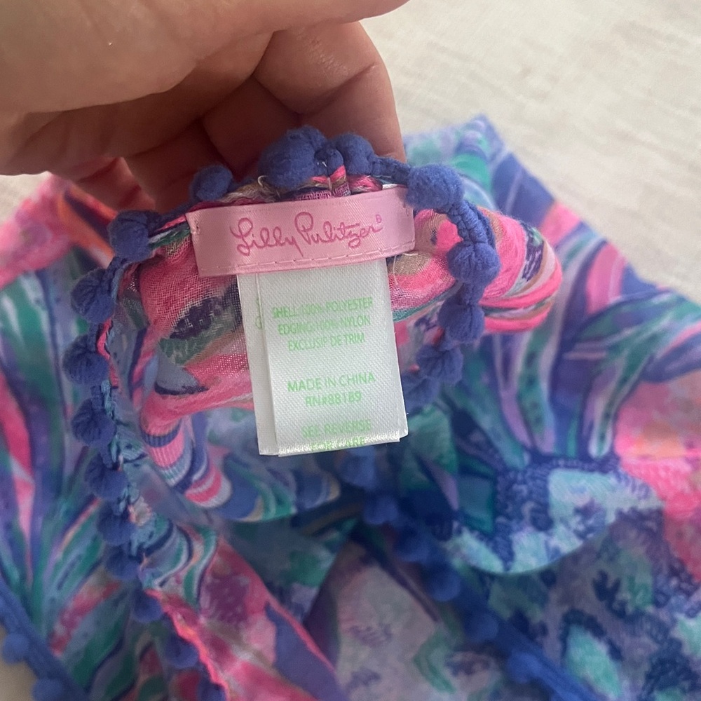 Lilly Pulitzer Scarf - Picture 3 of 5
